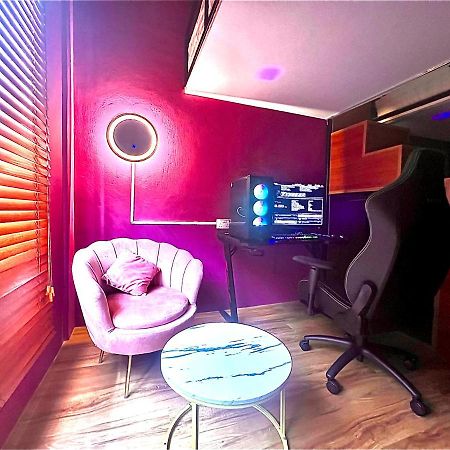 Arena Esports Hotel @ Bugis Village Singapore Eksteriør billede